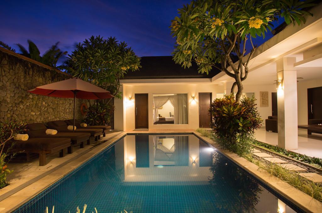 The Yubi Boutique Villas Seminyak - Chse Certified Экстерьер фото