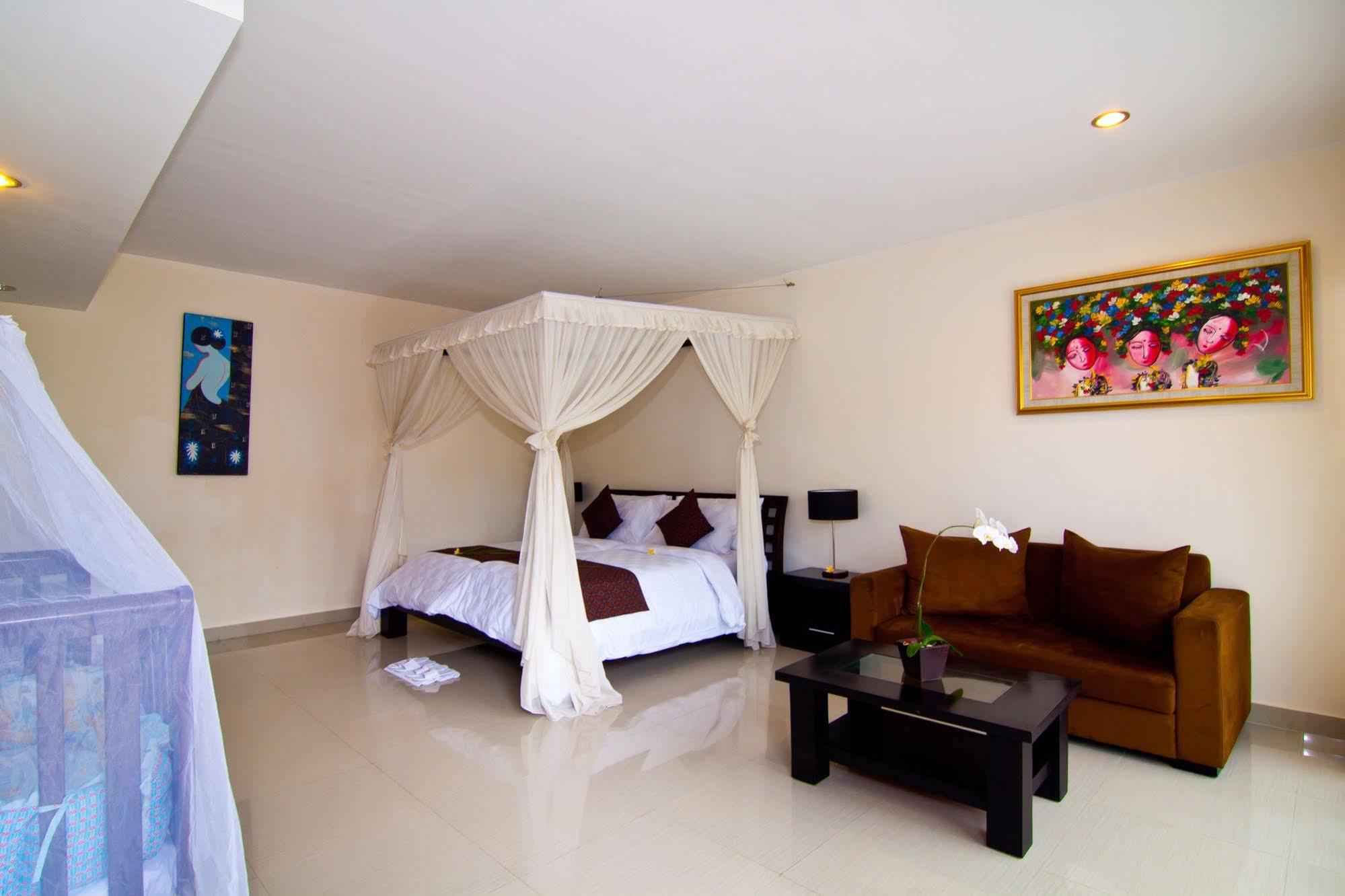 The Yubi Boutique Villas Seminyak - Chse Certified Экстерьер фото